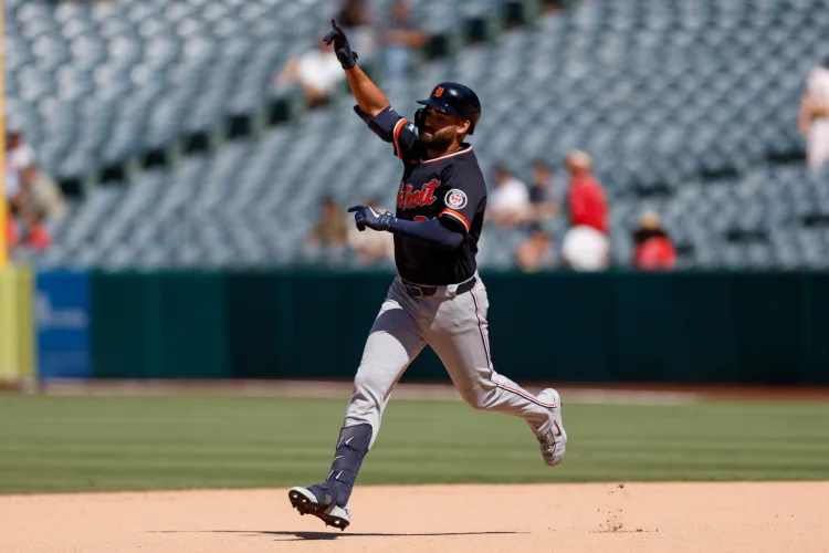 Angels get by Tigers 3-2 to end skid